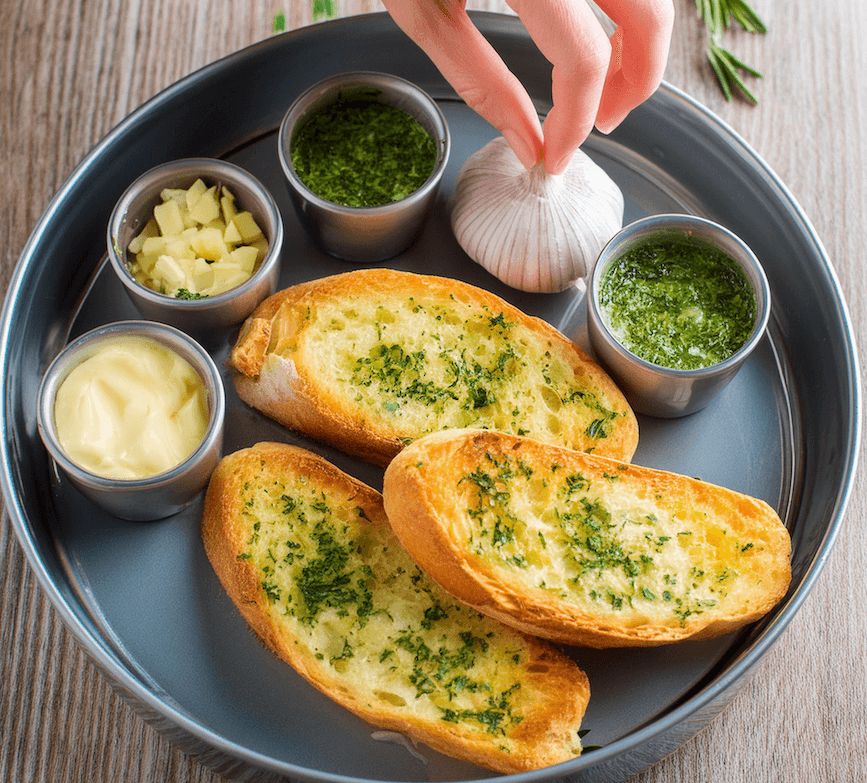 How to Make the Best Garlic Bread at Home