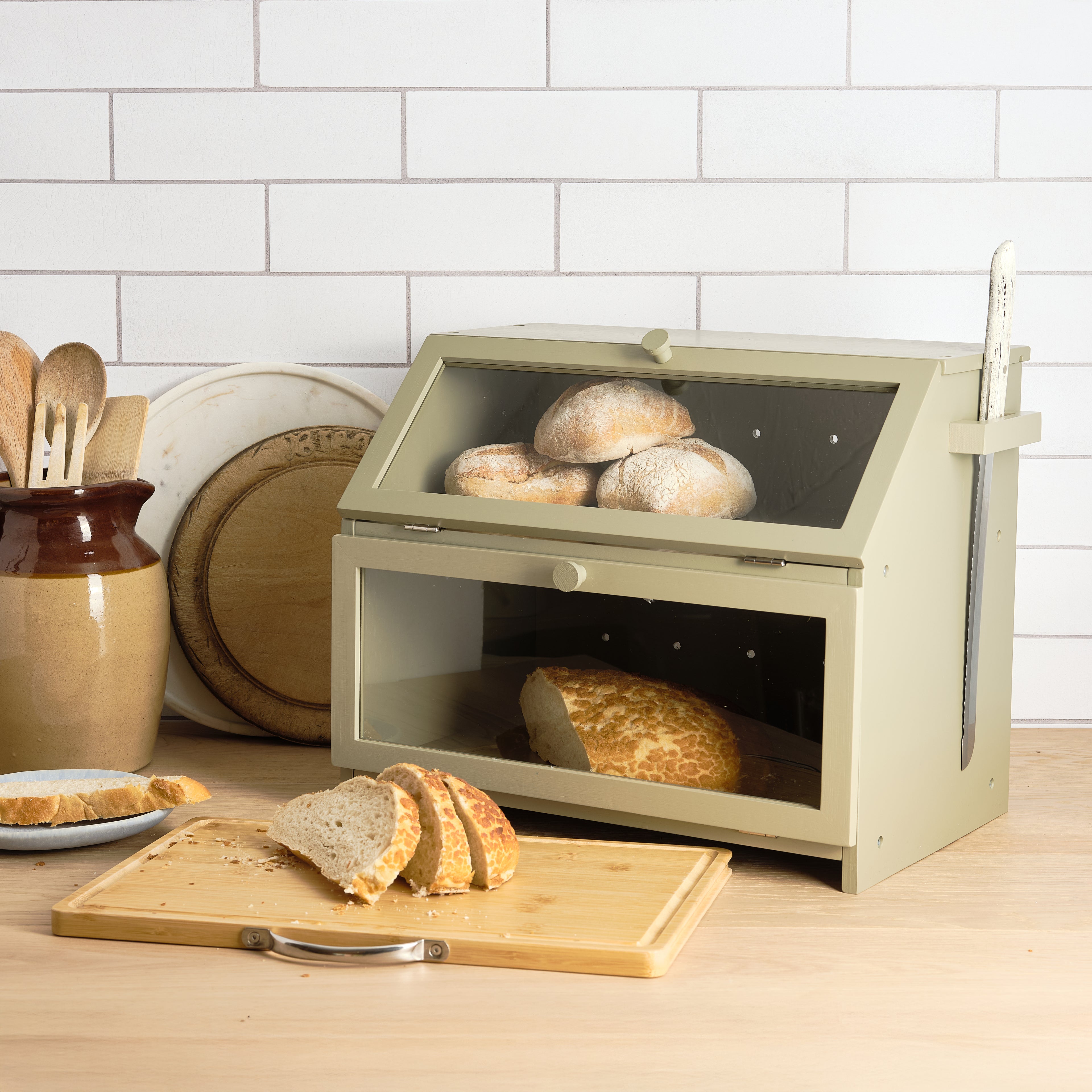 Bread Bin with chopping board