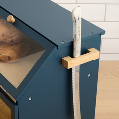 The 3-in-1 Bamboo Bread Bin